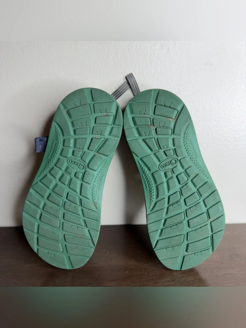 Chaco ZX/1 Ecotread Multi Colored Sandals Sz 4 kids